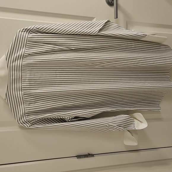 Paul Fredrick Men's Shirt with Black Stripes and White Accents - Picture 5 of 6